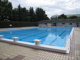 屋外プール写真