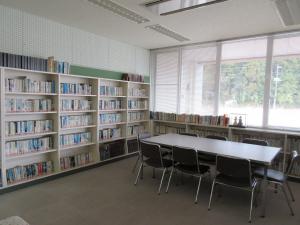 大場市民センター図書室