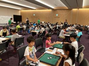 第20回水戸市長杯小学生オセロ選手権の様子