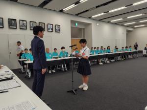 0823　市長歓迎式　水戸市長メッセージ伝達