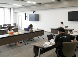 会議の様子の写真