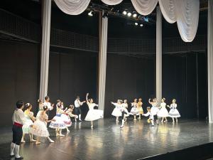バレエフェスティバルの様子
