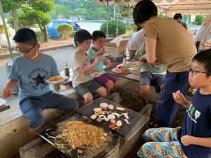 0721~0722かなさ笑󠄀楽校での宿泊研修の様子 BBQ