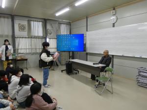 石川小学校での語り部の様子