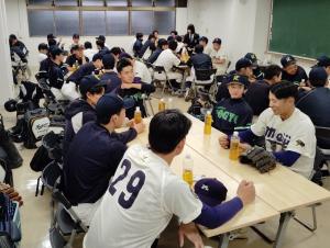座談会