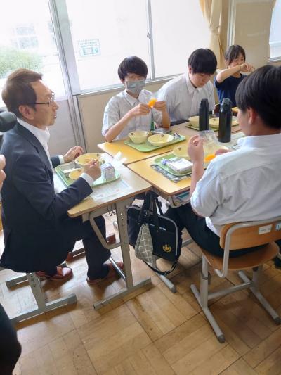 交流給食２
