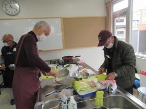 料理をしている写真です