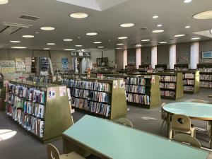 西部図書館児童室