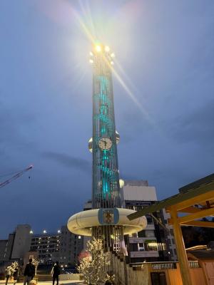 過去に実施した水戸駅北口駅前広場ハイポール照明塔のブルーライトアップ