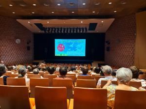 映画『劇場版 荒野に希望の灯をともす』上映会​01